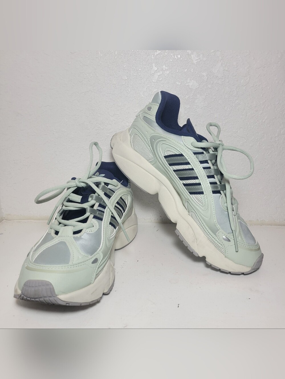 Adidas Ozmillen Low Top Lace-Up Sneakers Mint Green/Blue/Silver Women's Size 8